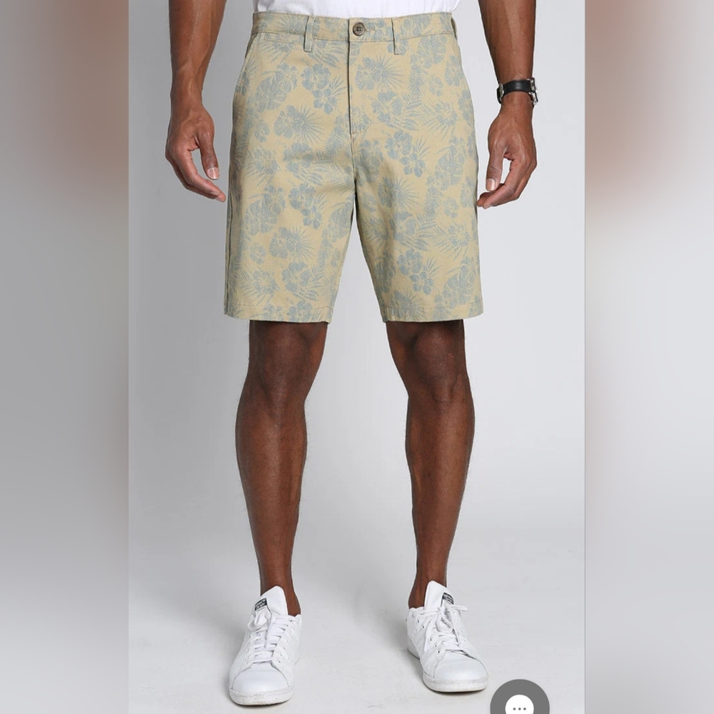NWT- Jachs New York Printed Chino Shorts
